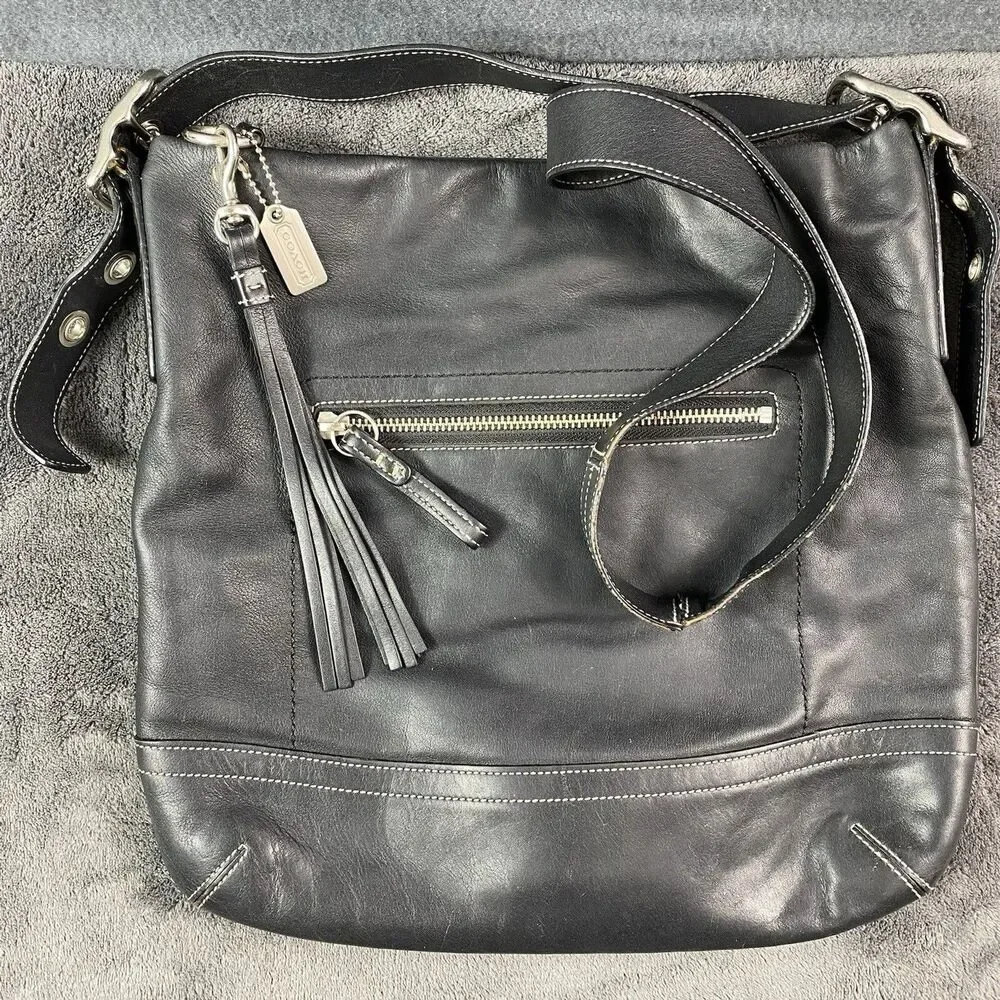 COACH Soho Black Leather Slim Duffle Bag 1414 Vintage Y2K Crossbody Messenger